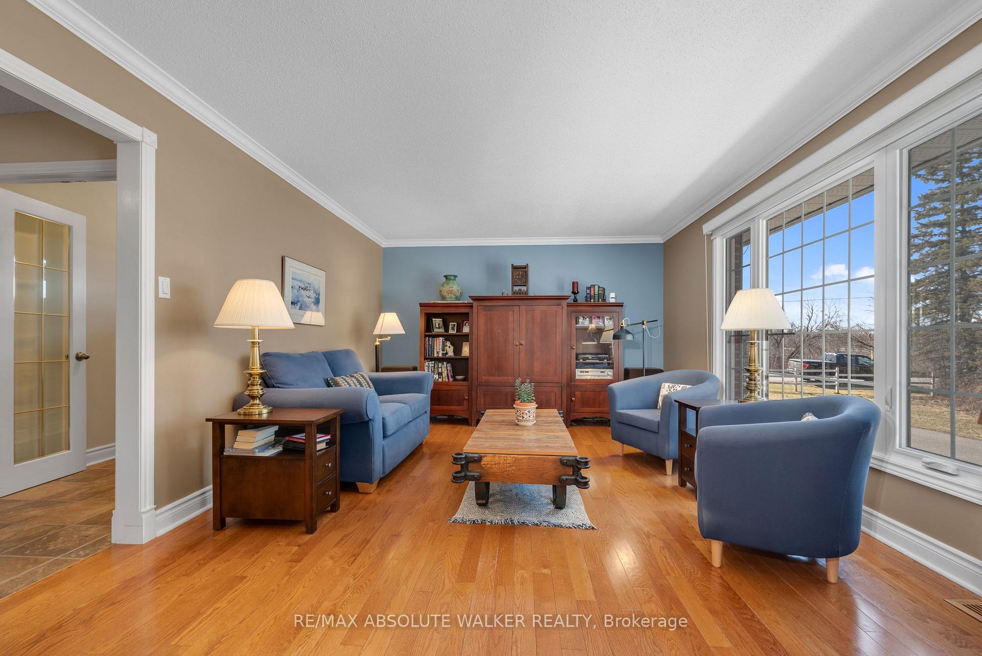 Photo 4 of 5079 Downey Road, Ottawa, Riverside South — HOMEH