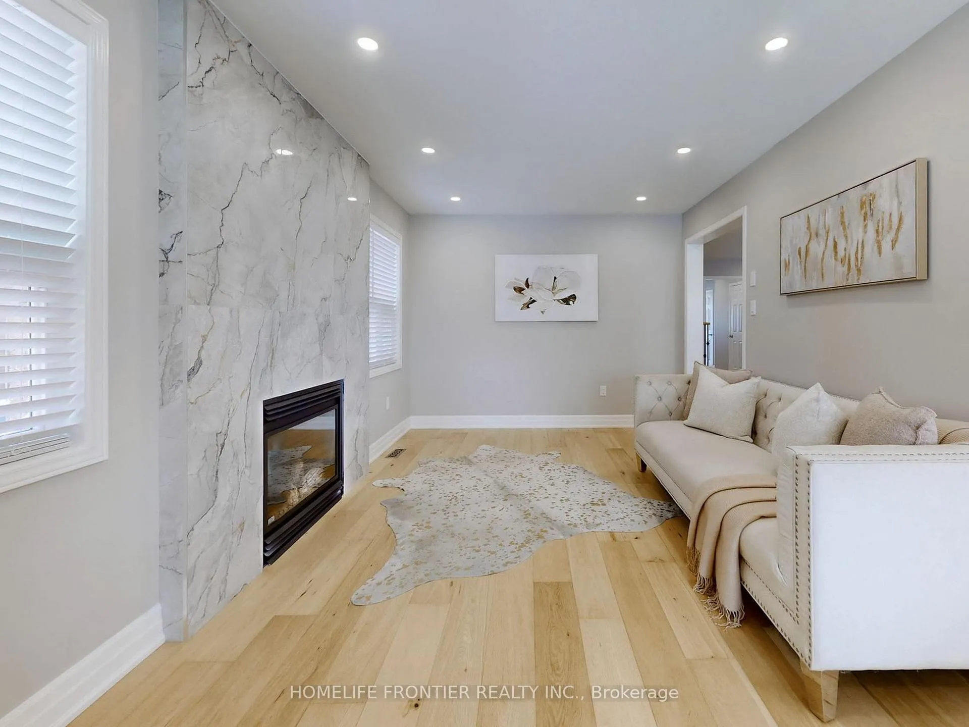 Photo 9 of 10 Delattaye Avenue, Aurora, Bayview Northeast — HOMEH