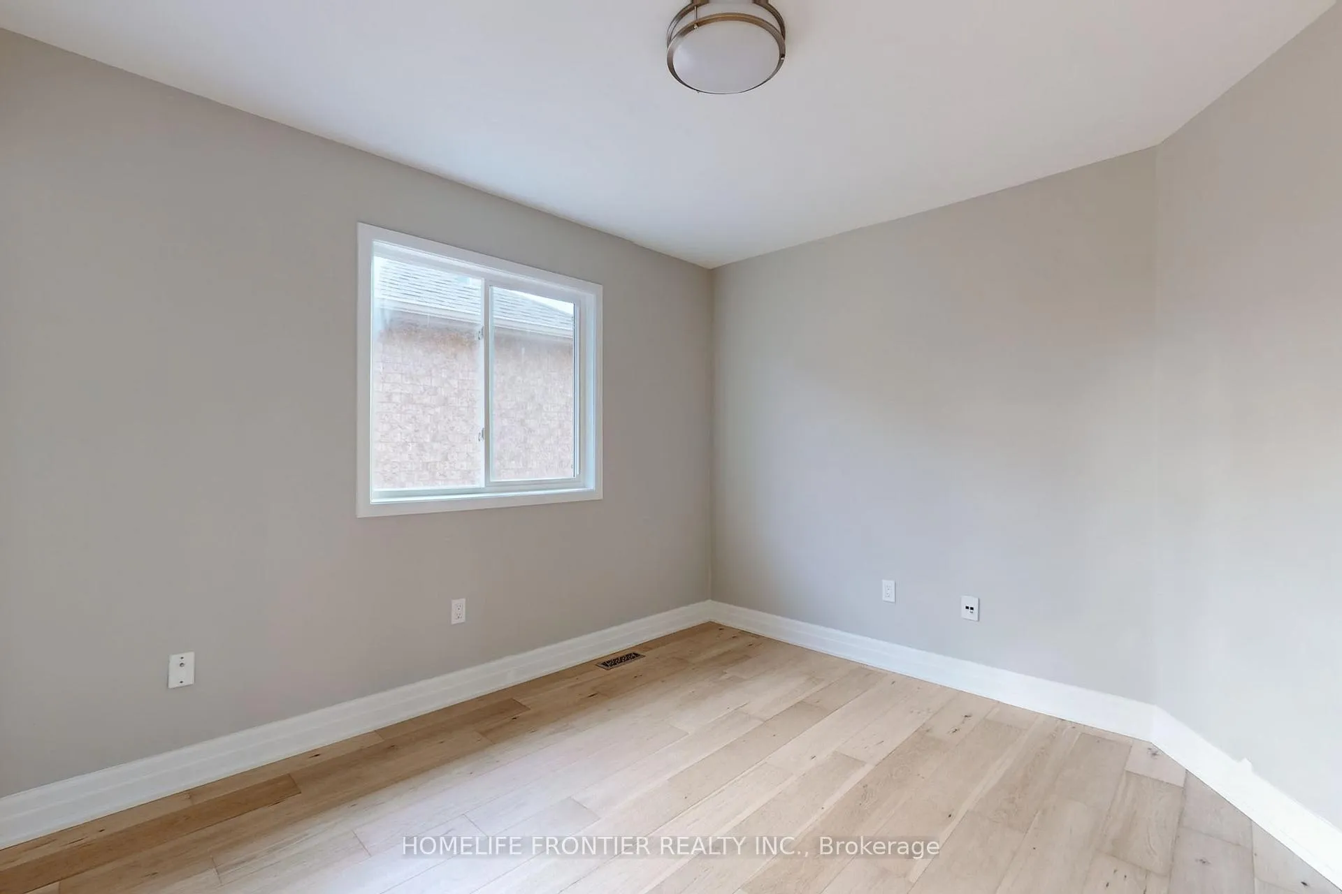 Photo 23 of 10 Delattaye Avenue, Aurora, Bayview Northeast — HOMEH