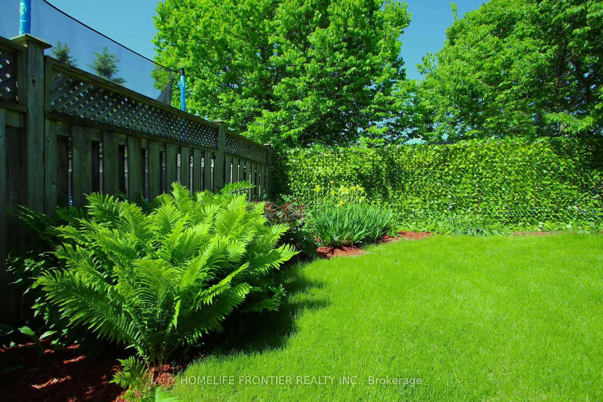 Photo 35 of 10 Delattaye Avenue, Aurora, Bayview Northeast — HOMEH