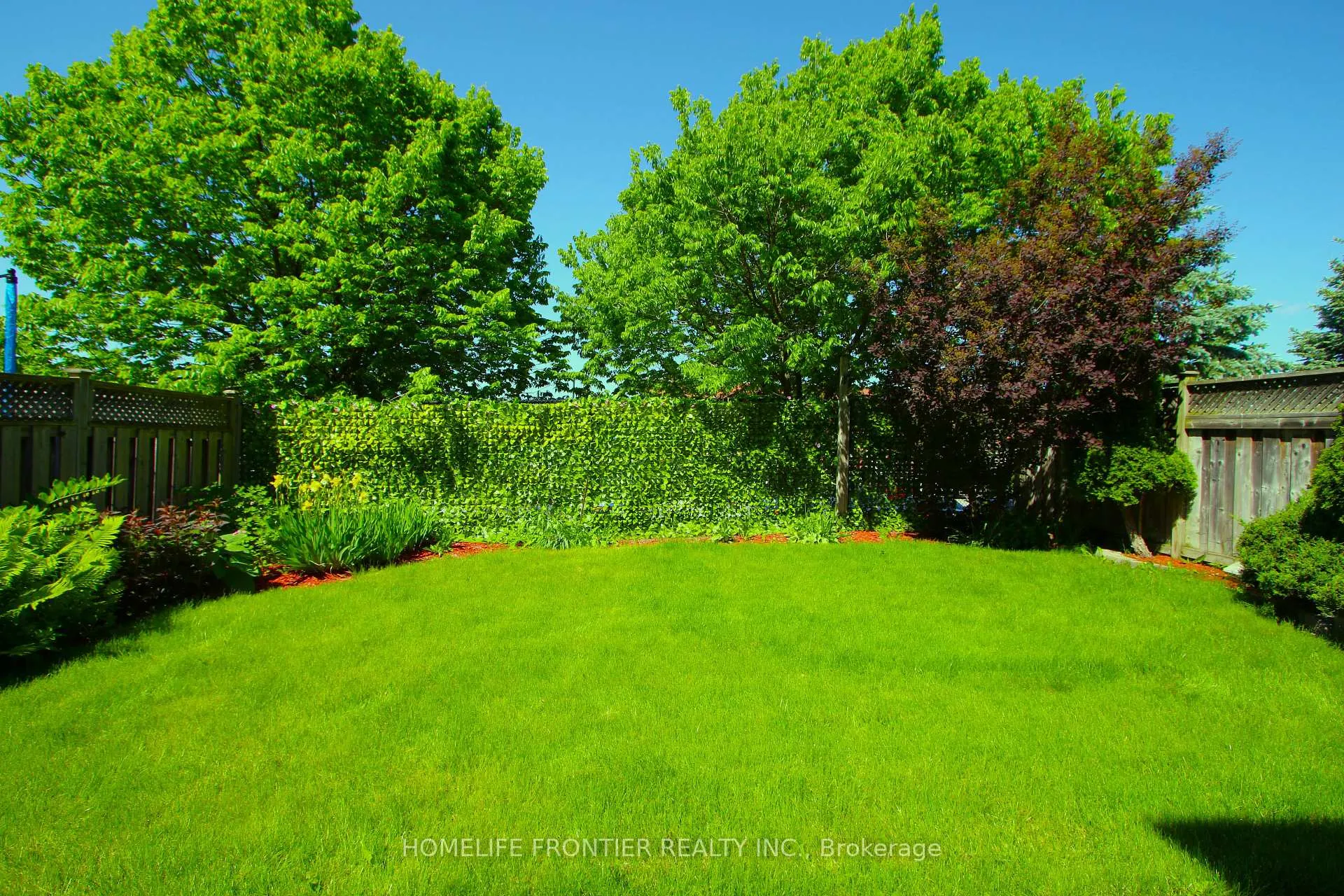 Photo 38 of 10 Delattaye Avenue, Aurora, Bayview Northeast — HOMEH