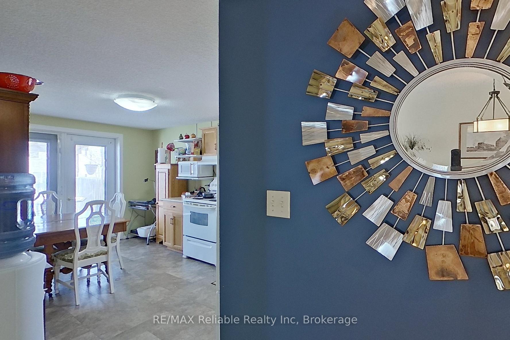 Photo 5 of 110 Brock Street, Goderich, Goderich (Town) — HOMEH