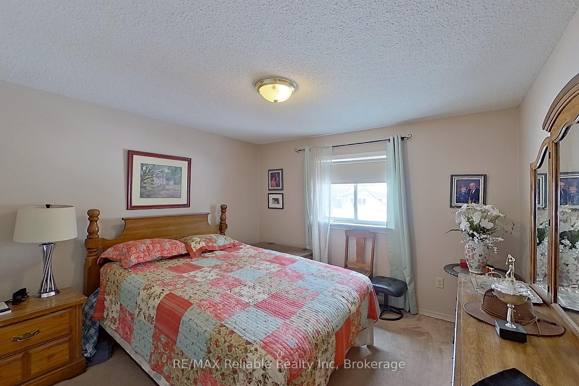 Photo 10 of 110 Brock Street, Goderich, Goderich (Town) — HOMEH
