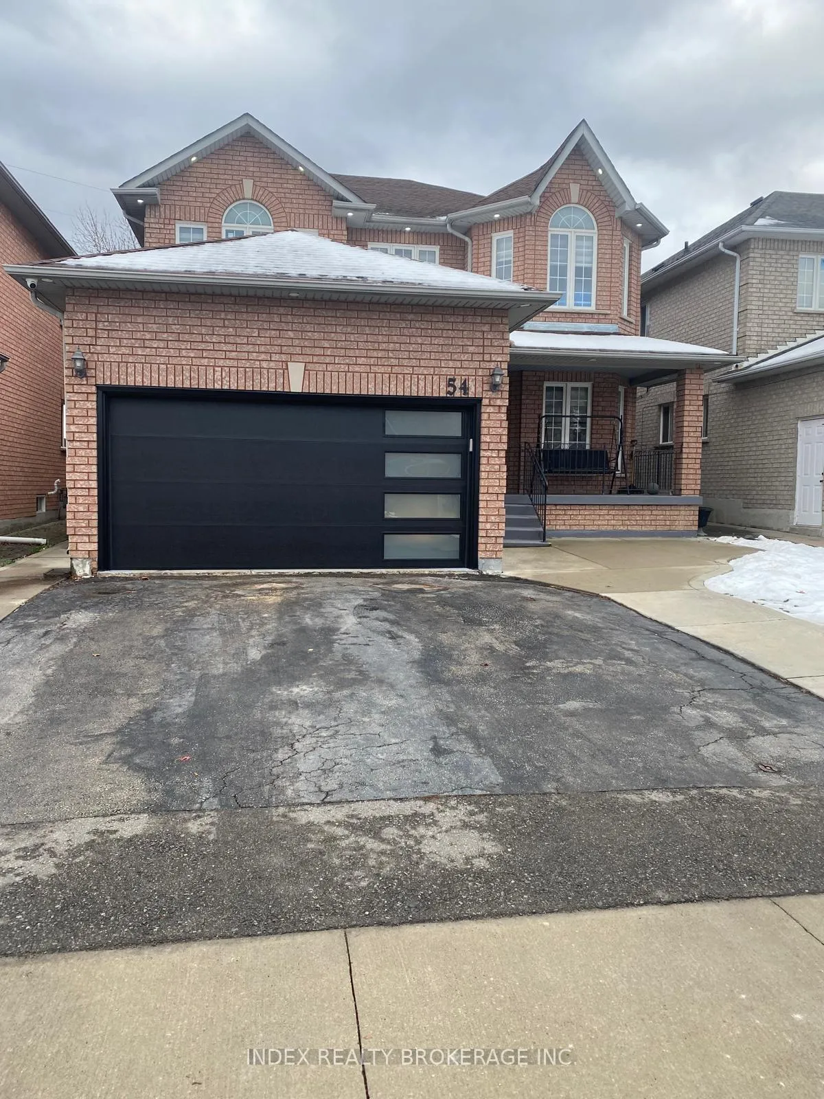 Photo 2 of 54 Brasswinds Court, Vaughan, West Woodbridge — HOMEH