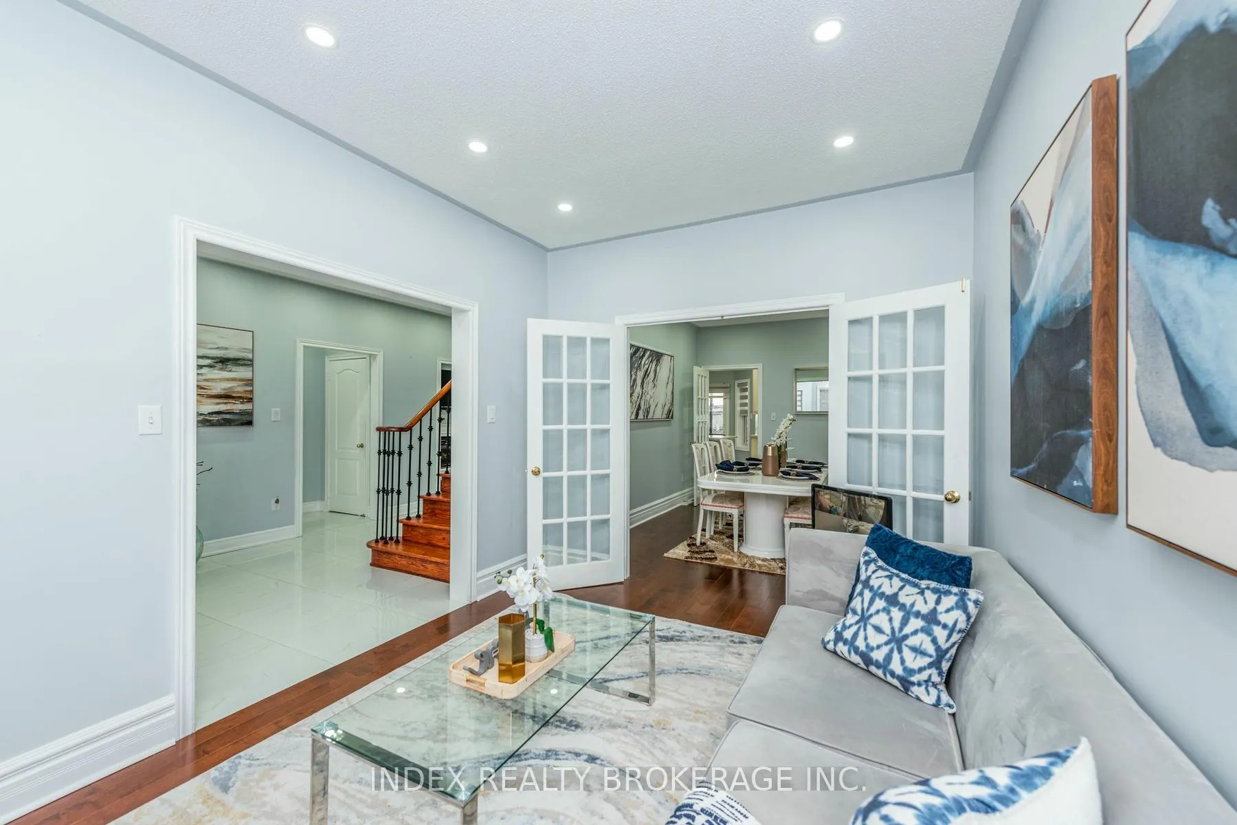Photo 8 of 54 Brasswinds Court, Vaughan, West Woodbridge — HOMEH
