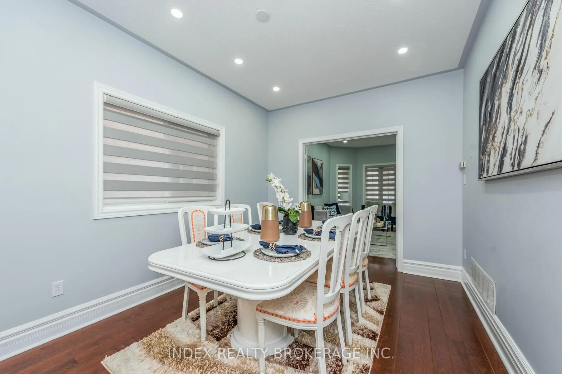 Photo 10 of 54 Brasswinds Court, Vaughan, West Woodbridge — HOMEH