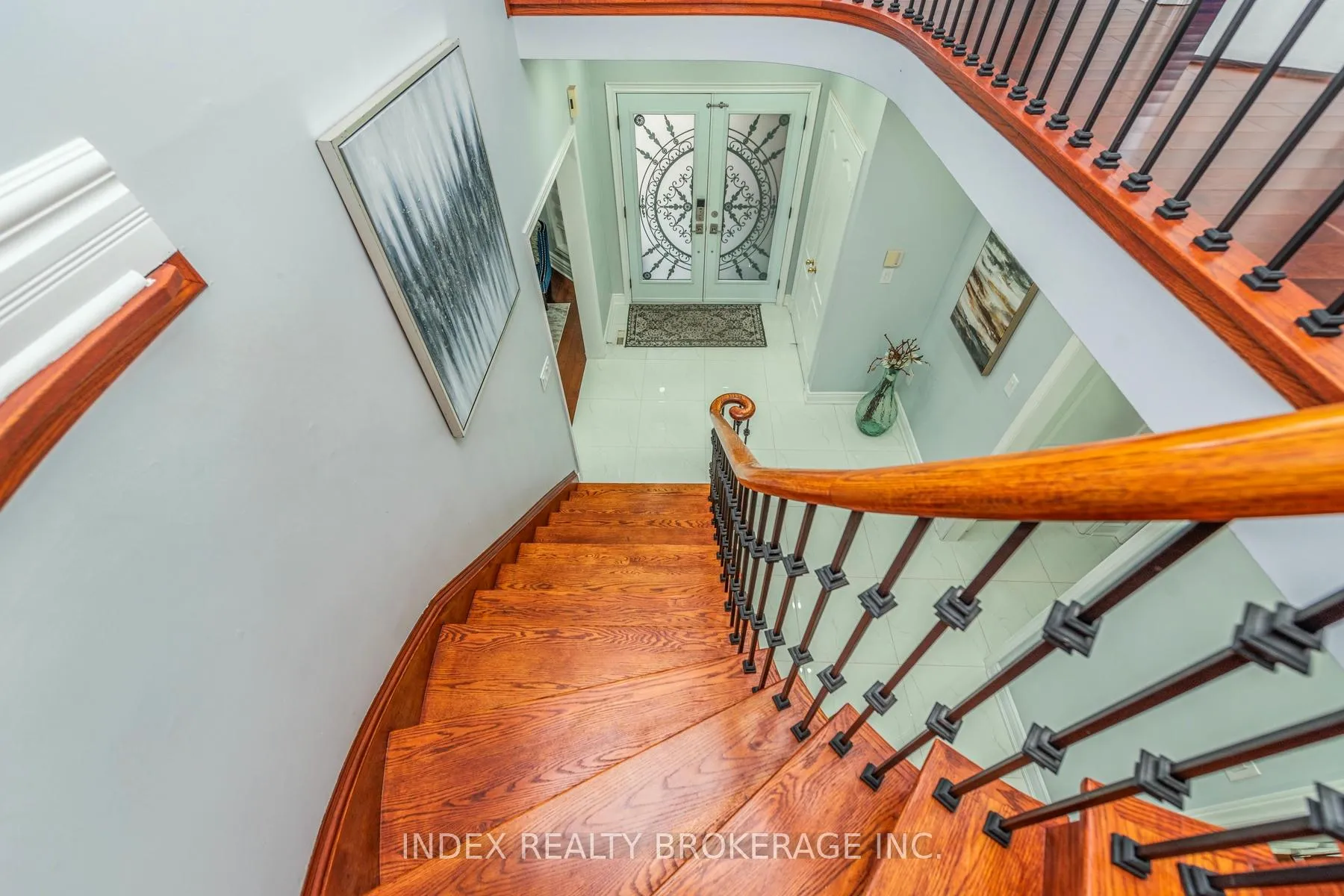 Photo 18 of 54 Brasswinds Court, Vaughan, West Woodbridge — HOMEH