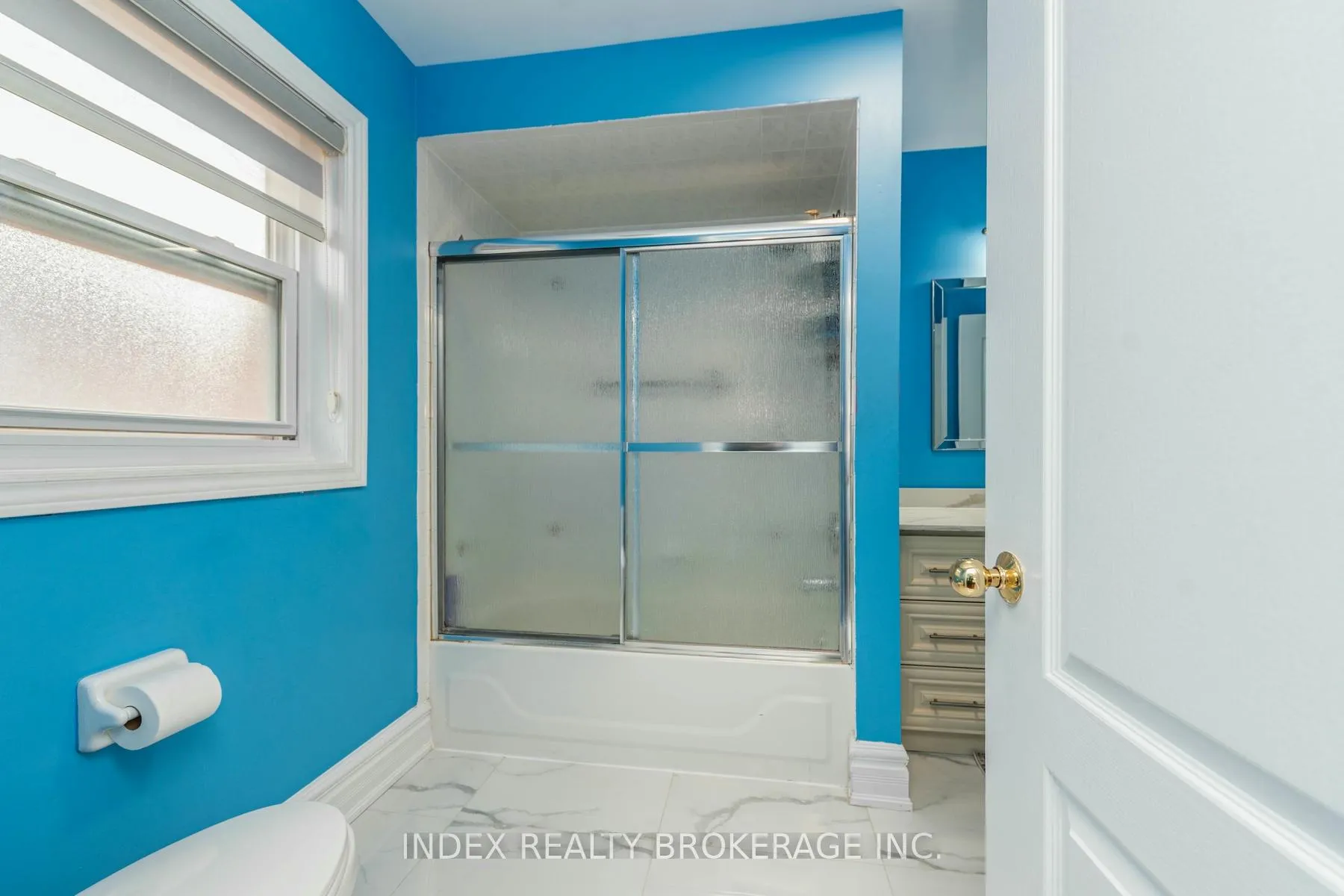 Photo 21 of 54 Brasswinds Court, Vaughan, West Woodbridge — HOMEH