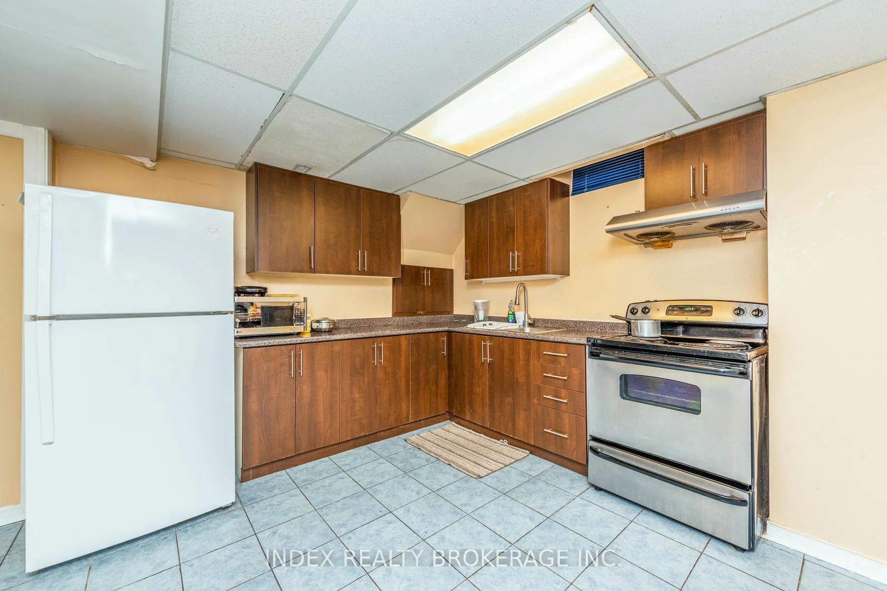 Photo 32 of 54 Brasswinds Court, Vaughan, West Woodbridge — HOMEH