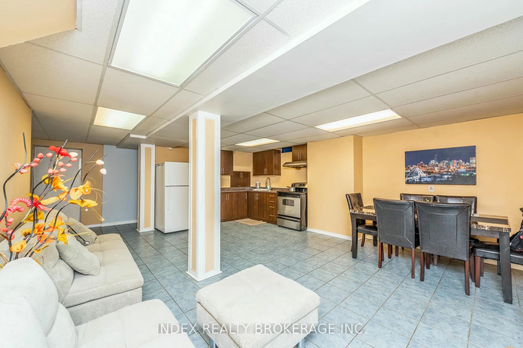 Photo 33 of 54 Brasswinds Court, Vaughan, West Woodbridge — HOMEH