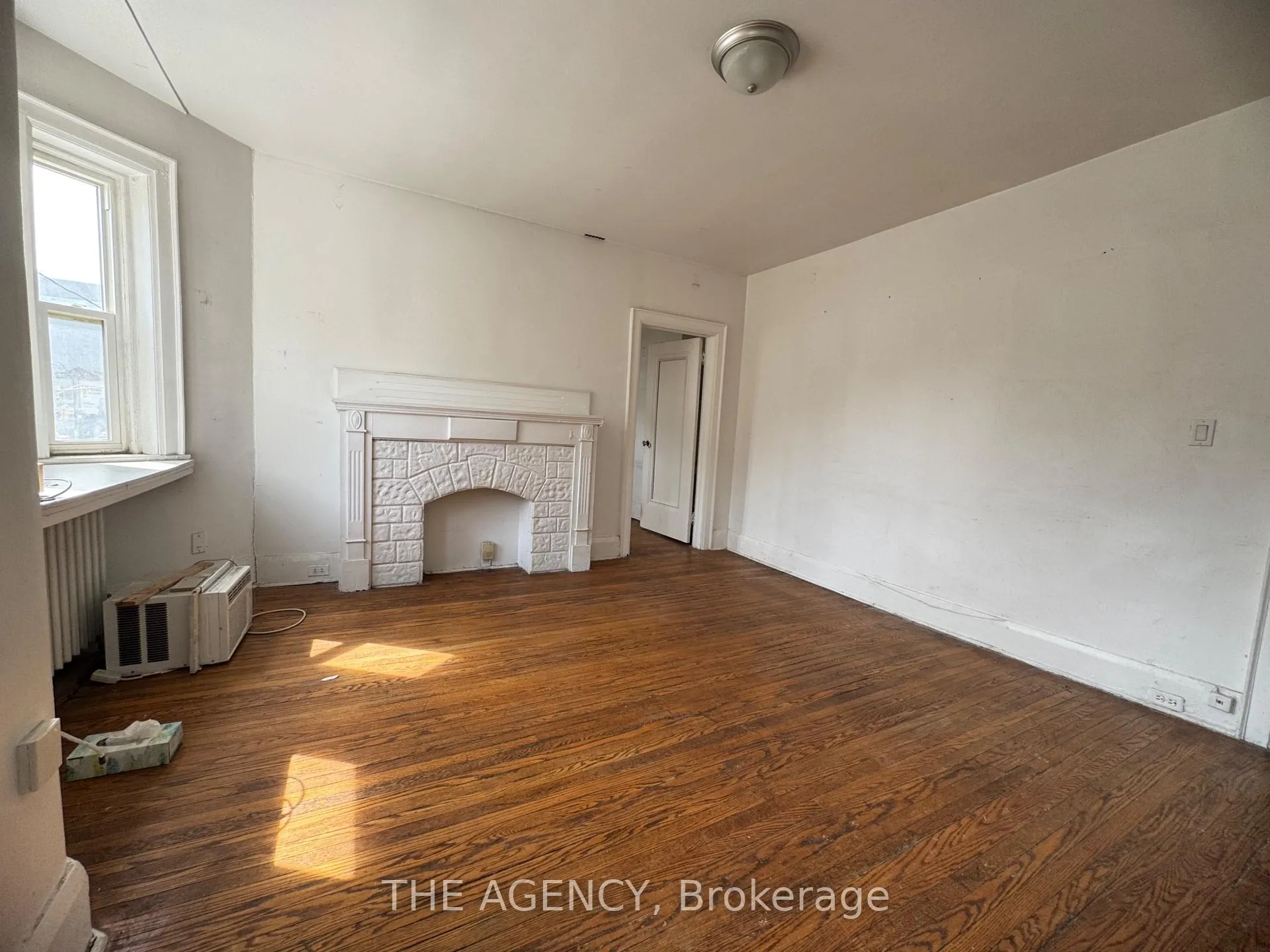 Photo 2 of Unit 19, 846/850 Broadview Avenue, Toronto, Playter Estates-Danforth — HOMEH
