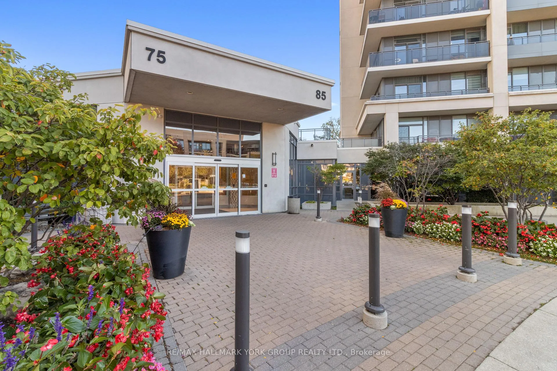 Photo 2 of Unit 602, 85 North Park Road, Vaughan, Beverley Glen — HOMEH