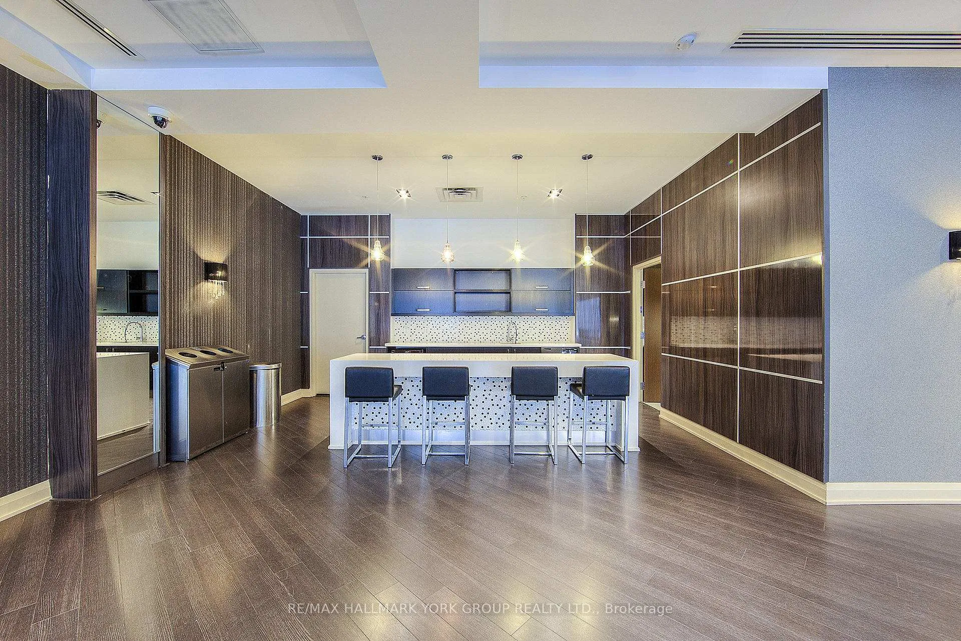Photo 22 of Unit 602, 85 North Park Road, Vaughan, Beverley Glen — HOMEH
