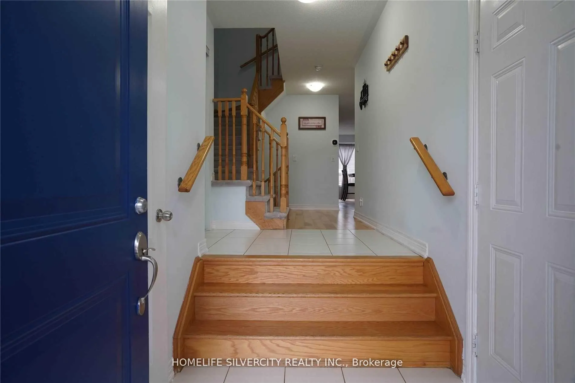Photo 4 of 2350 Steeplechase Street, Oshawa, Windfields — HOMEH