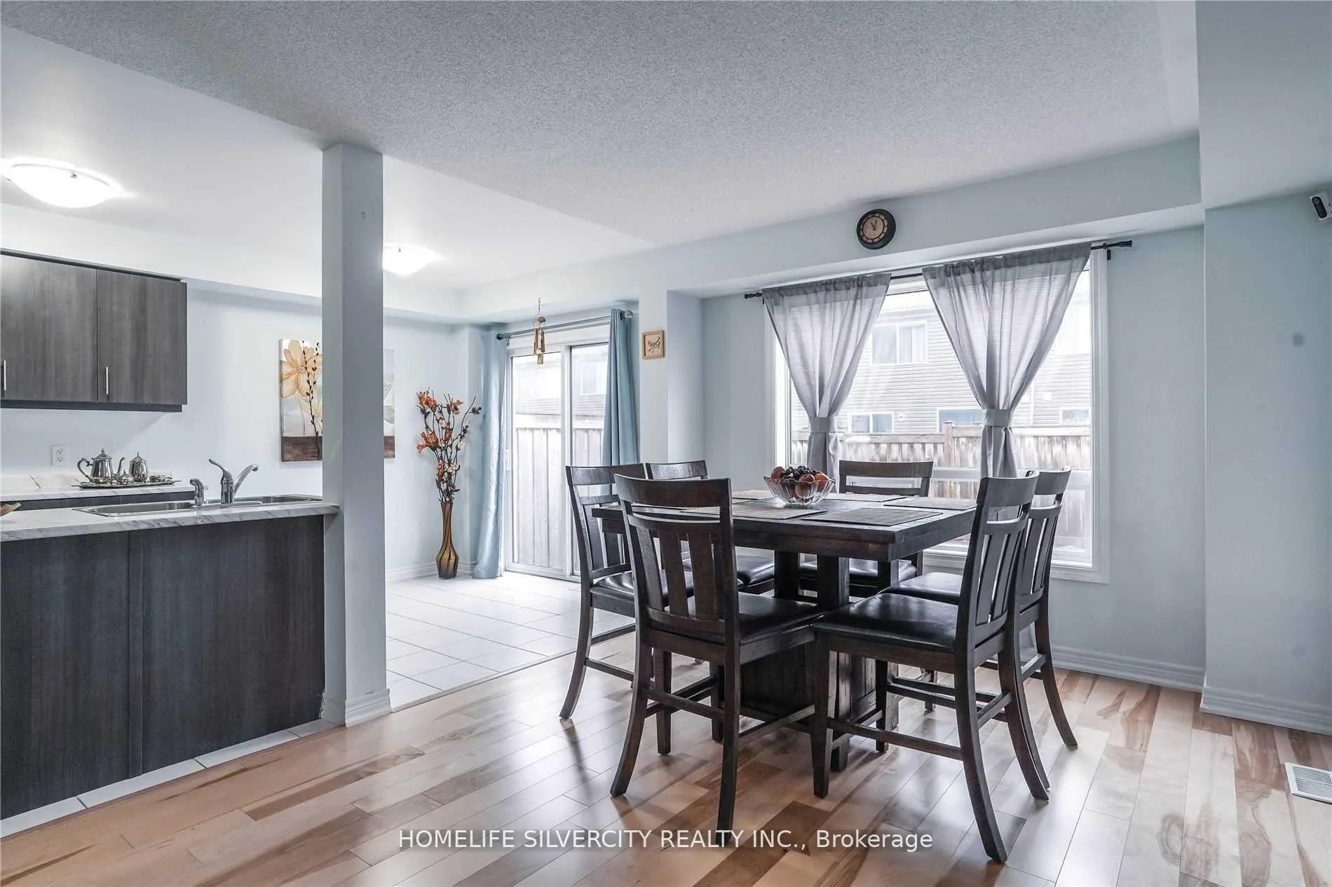 Photo 9 of 2350 Steeplechase Street, Oshawa, Windfields — HOMEH