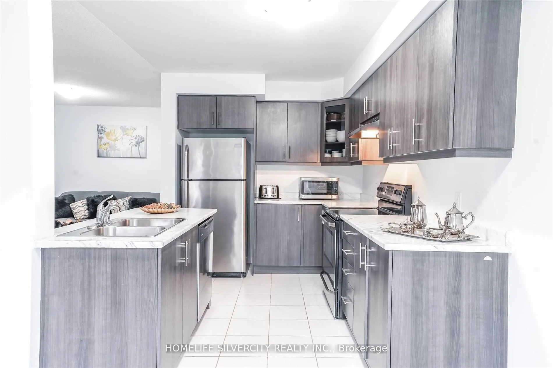 Photo 20 of 2350 Steeplechase Street, Oshawa, Windfields — HOMEH