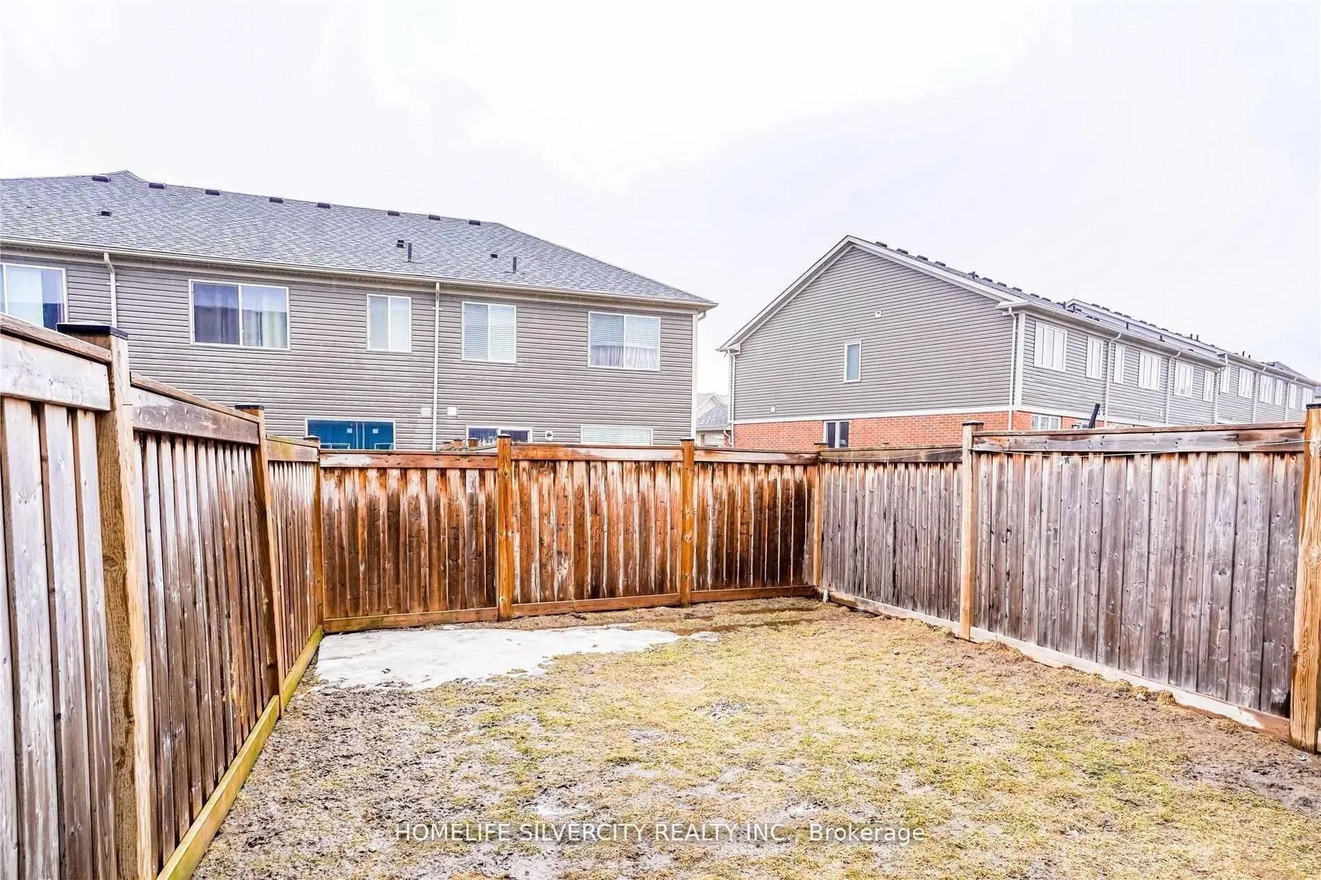 Photo 30 of 2350 Steeplechase Street, Oshawa, Windfields — HOMEH