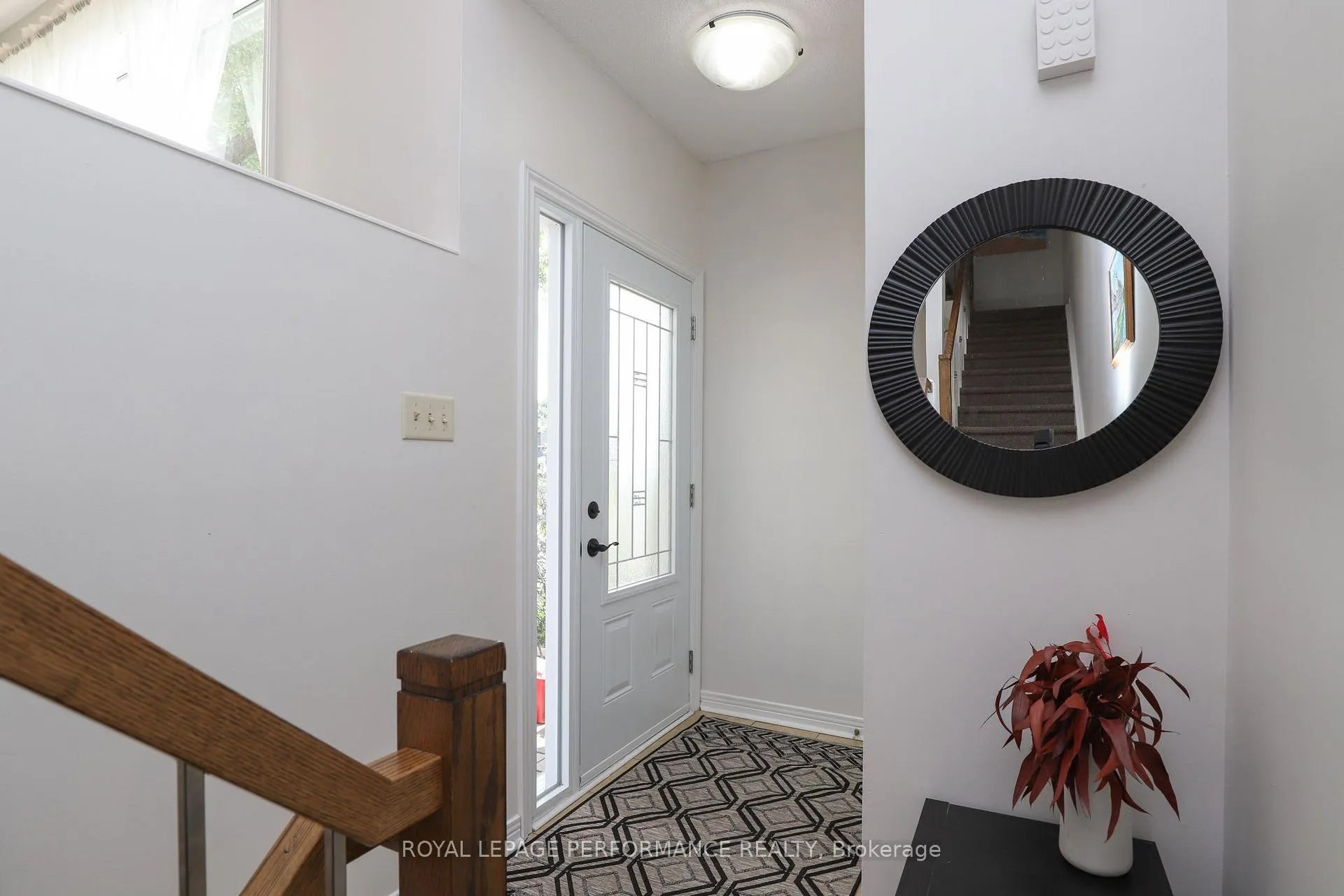Photo 4 of Unit A, 2 Lovell Lane, Ottawa, Westcliffe Estates — HOMEH