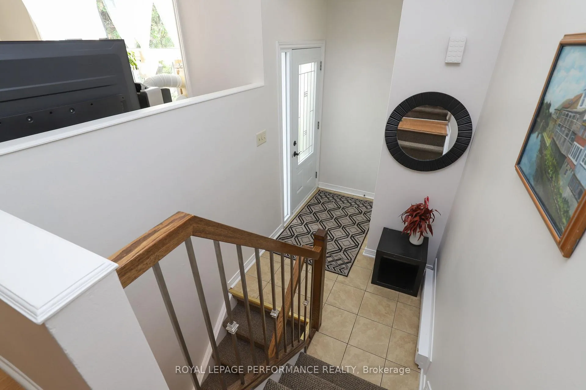 Photo 5 of Unit A, 2 Lovell Lane, Ottawa, Westcliffe Estates — HOMEH