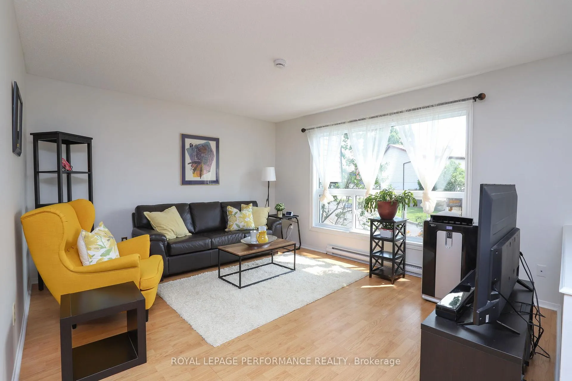 Photo 8 of Unit A, 2 Lovell Lane, Ottawa, Westcliffe Estates — HOMEH
