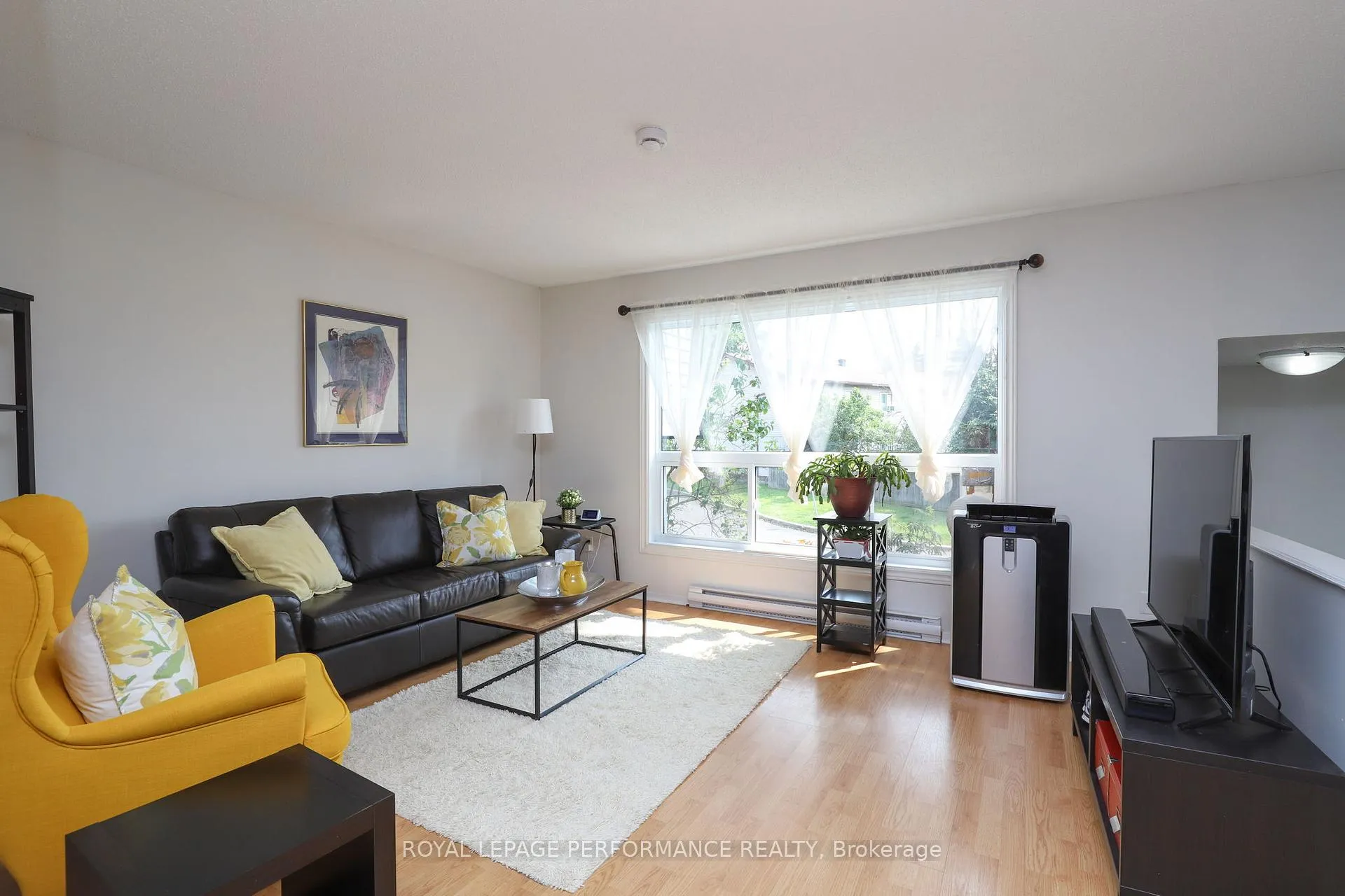 Photo 10 of Unit A, 2 Lovell Lane, Ottawa, Westcliffe Estates — HOMEH