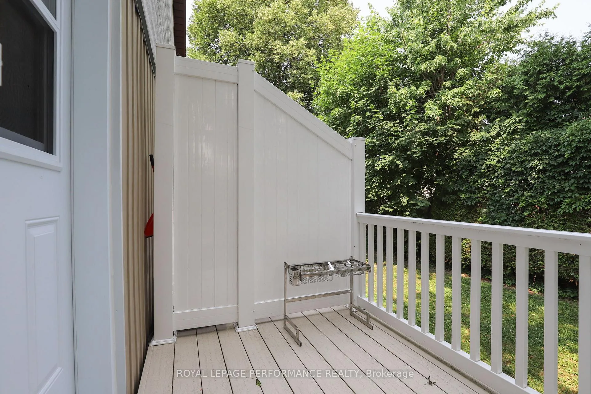 Photo 15 of Unit A, 2 Lovell Lane, Ottawa, Westcliffe Estates — HOMEH