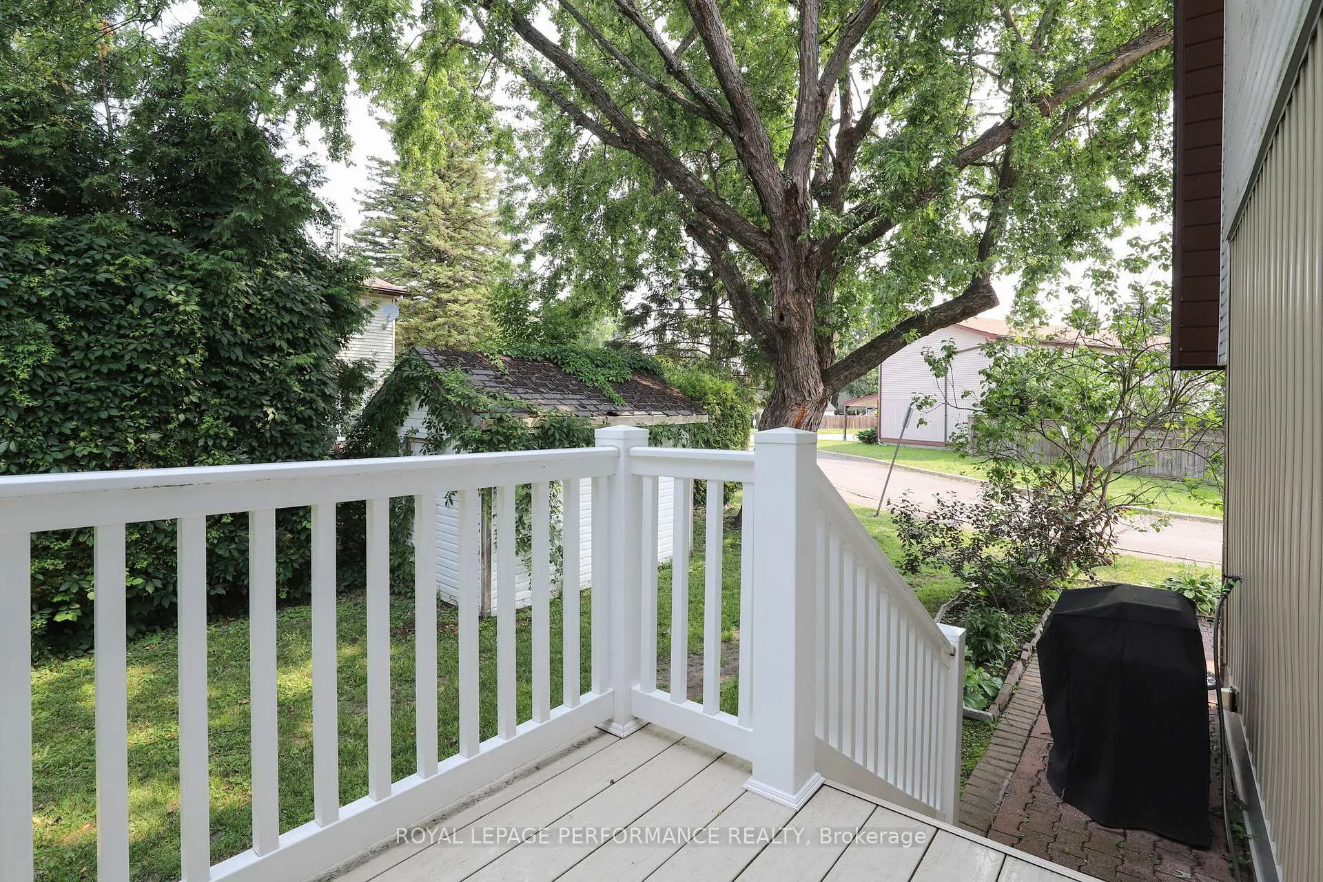 Photo 16 of Unit A, 2 Lovell Lane, Ottawa, Westcliffe Estates — HOMEH