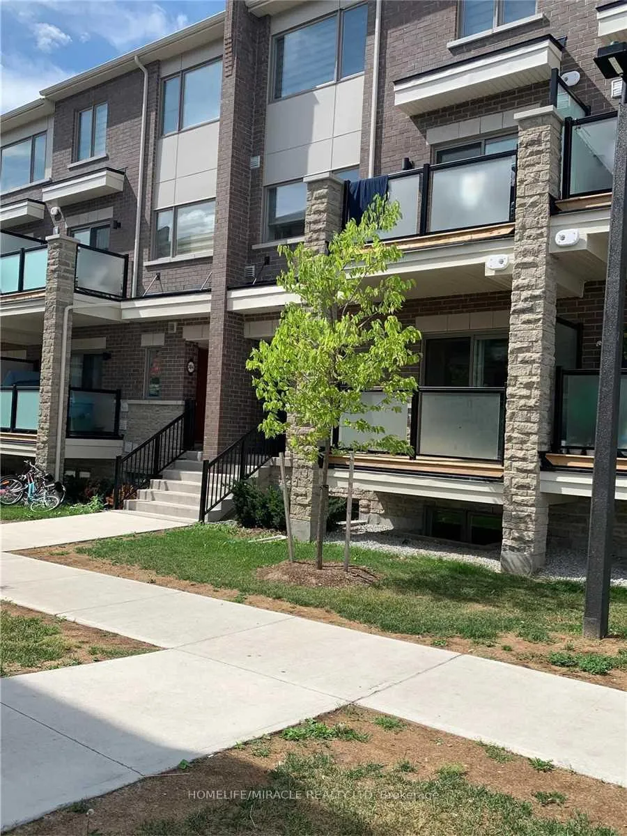 Front of Unit 7, 240 Lagerfeld Drive