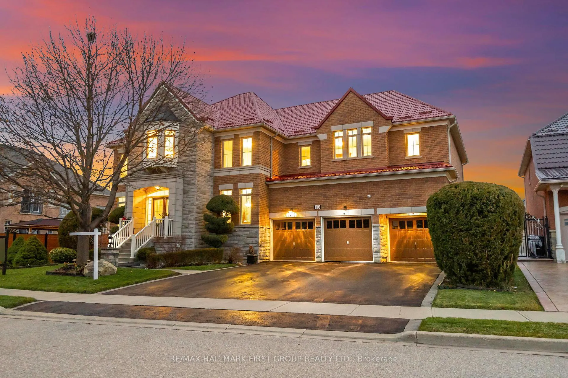 Photo 2 of 13 Pathlink Gate, Brampton, Bram East — HOMEH