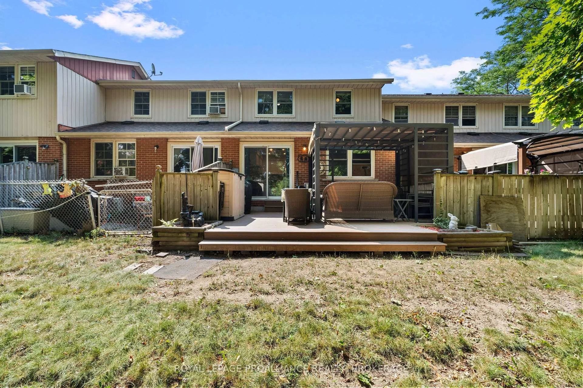 Photo 30 of Unit 29, 19 MacPherson Avenue, Kingston, Central City West — HOMEH