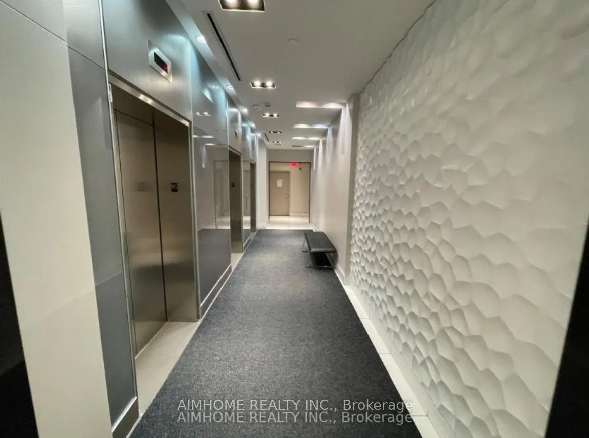 Photo 3 of Unit 1010, 7167 Yonge Street W, Markham, Thornhill — HOMEH