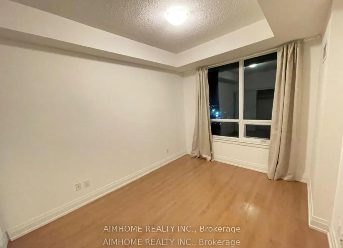 Photo 7 of Unit 1010, 7167 Yonge Street W, Markham, Thornhill — HOMEH