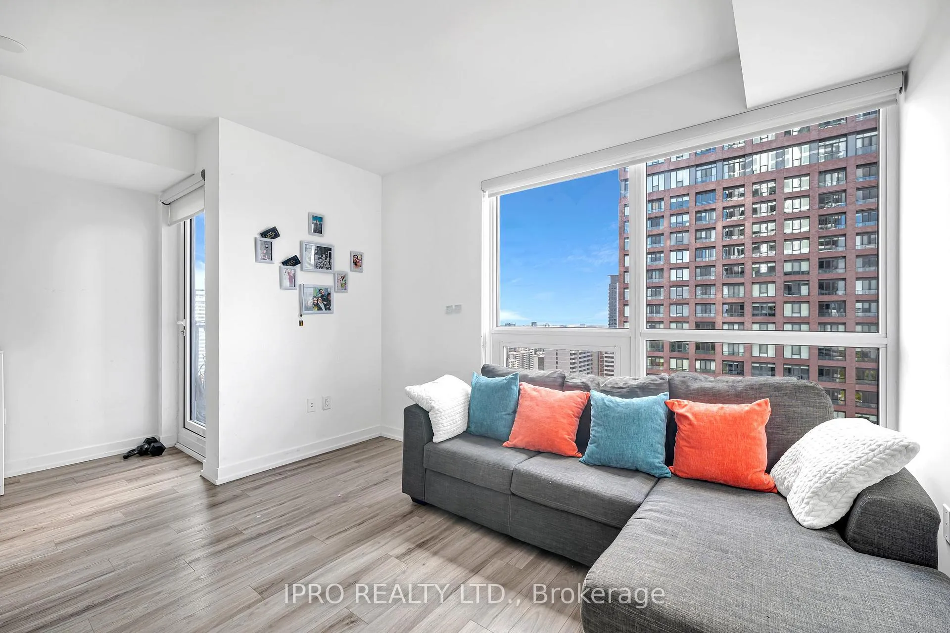 Photo 7 of Unit 3011, 395 Bloor Street E, Toronto, North St. James Town — HOMEH