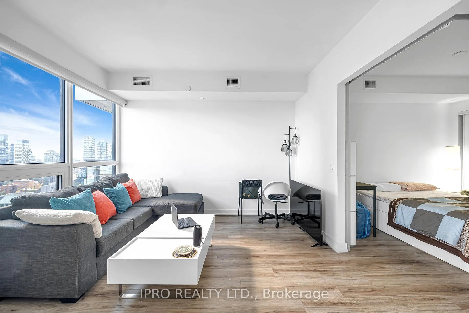 Photo 9 of Unit 3011, 395 Bloor Street E, Toronto, North St. James Town — HOMEH
