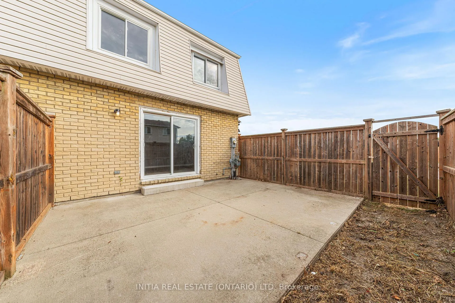 Photo 4 of Unit 98, 348 Cameron Street, St. Clair — HOMEH