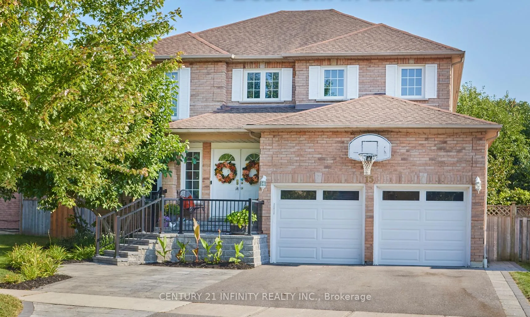 Front of 15 Lofthouse Drive