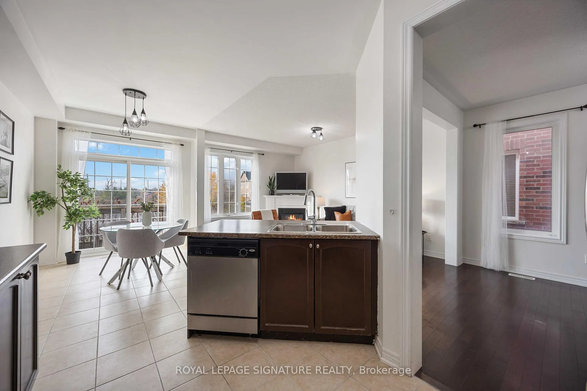 Photo 11 of 11 Gooseman Crescent, Markham, Box Grove — HOMEH