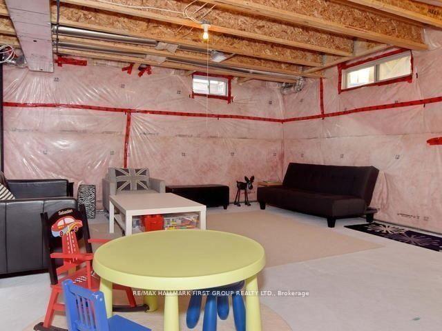 Photo 15 of 73 Ted Miller Crescent, Clarington, Bowmanville — HOMEH