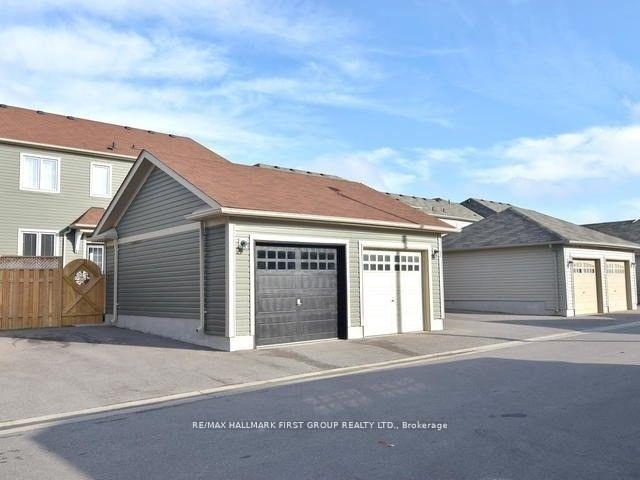 Photo 19 of 73 Ted Miller Crescent, Clarington, Bowmanville — HOMEH