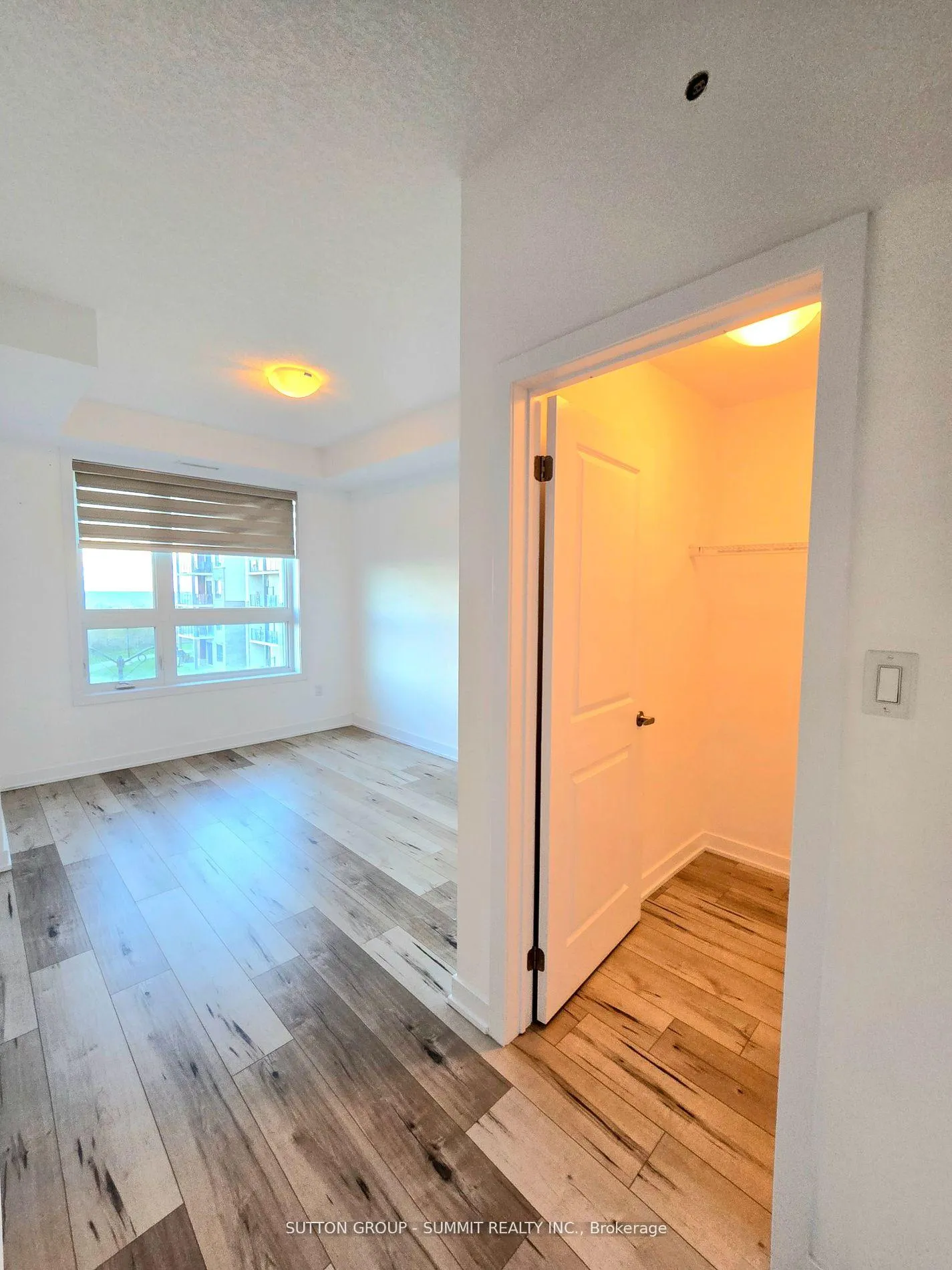 Photo 4 of Unit 338, 101 Shoreview Place, Hamilton, Stoney Creek — HOMEH