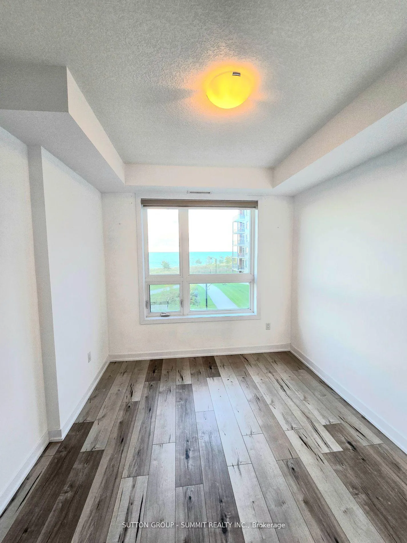 Photo 12 of Unit 338, 101 Shoreview Place, Hamilton, Stoney Creek — HOMEH