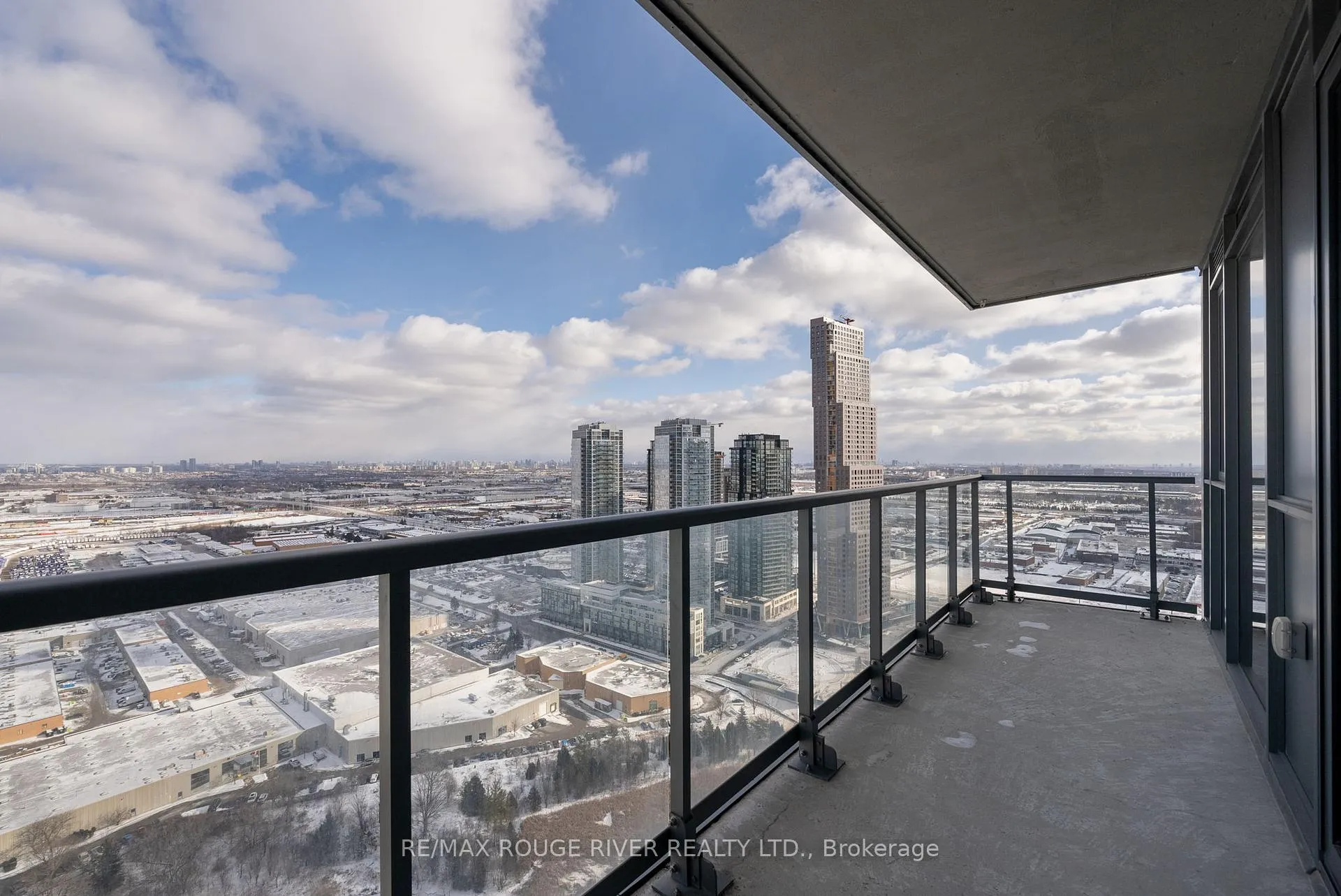 Photo 5 of Unit 3602, 7895 Jane Street, Vaughan, Concord — HOMEH