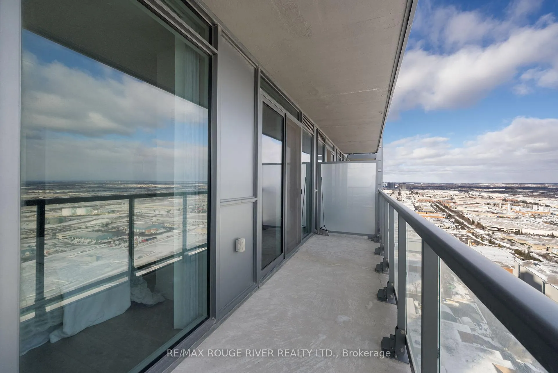 Photo 6 of Unit 3602, 7895 Jane Street, Vaughan, Concord — HOMEH