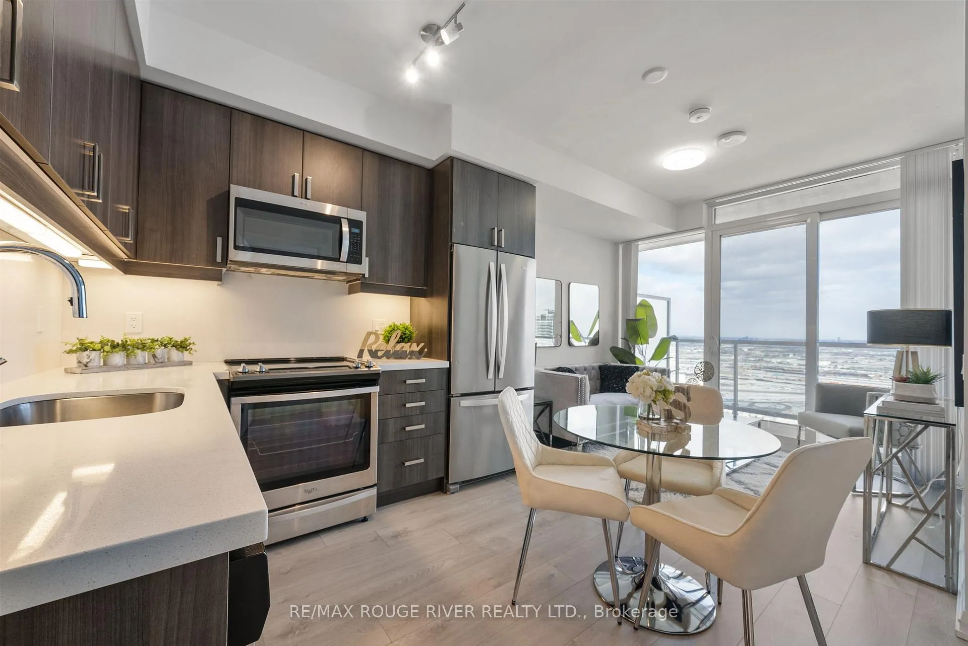 Photo 15 of Unit 3602, 7895 Jane Street, Vaughan, Concord — HOMEH