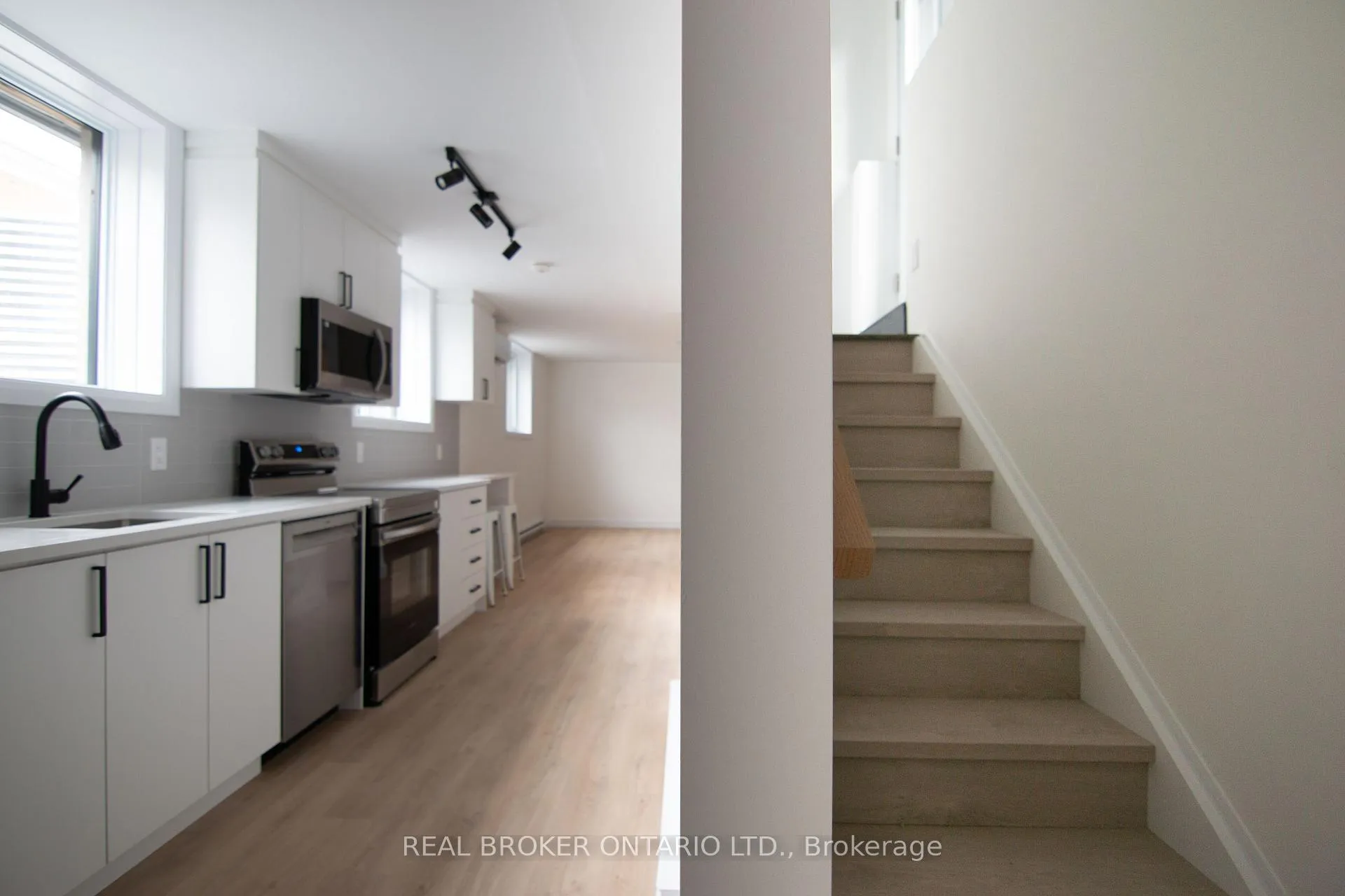 Photo 5 of Unit B, 69 Ladouceur Street, Ottawa, Hintonburg — HOMEH