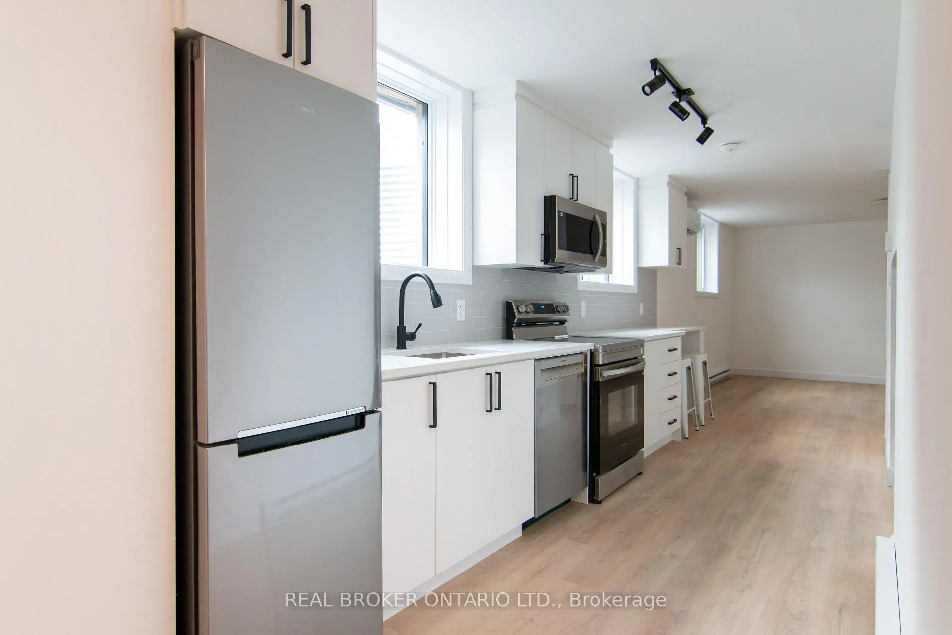 Photo 6 of Unit B, 69 Ladouceur Street, Ottawa, Hintonburg — HOMEH