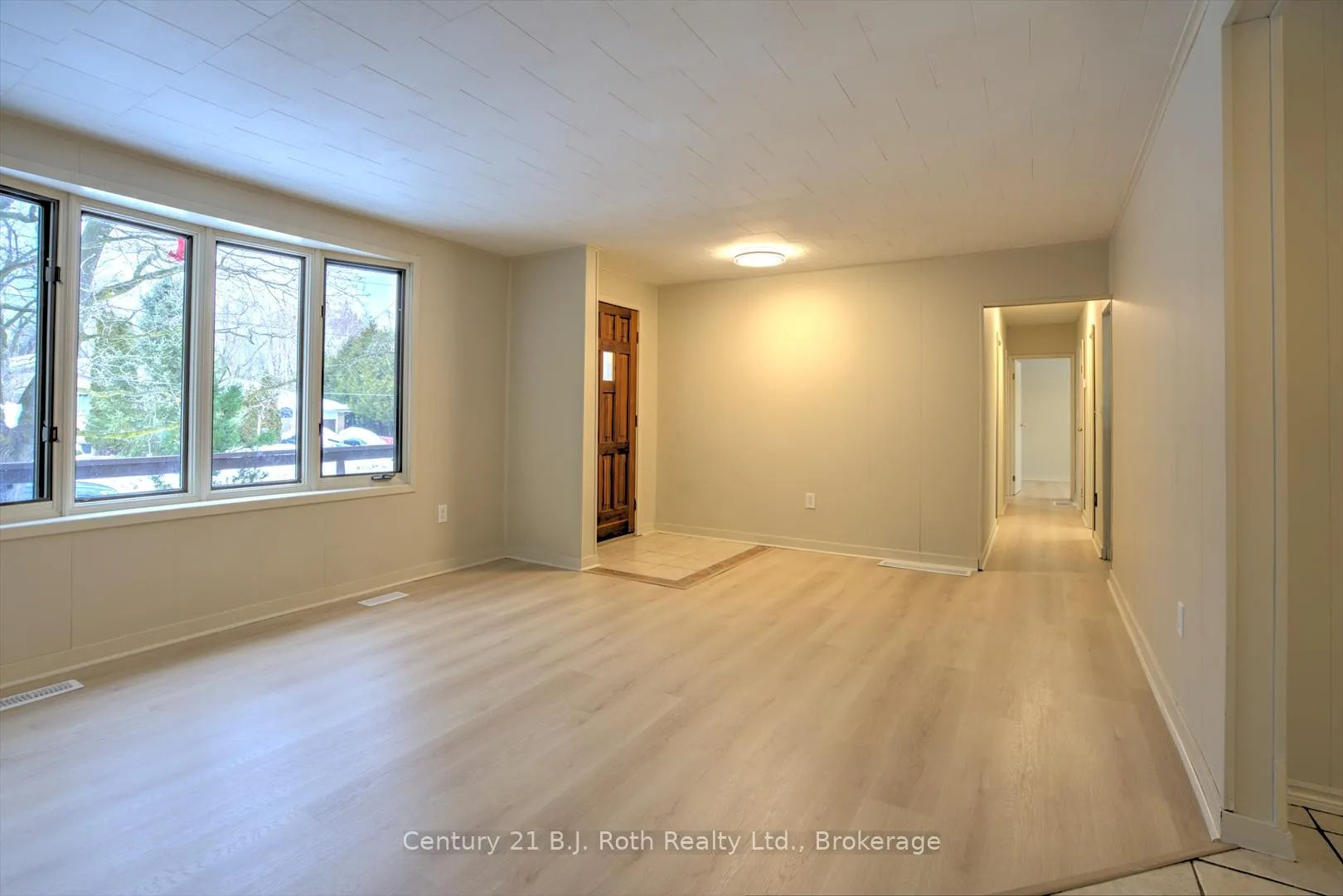 Photo 5 of 499 Margaret Street, Tay, Port McNicoll — HOMEH