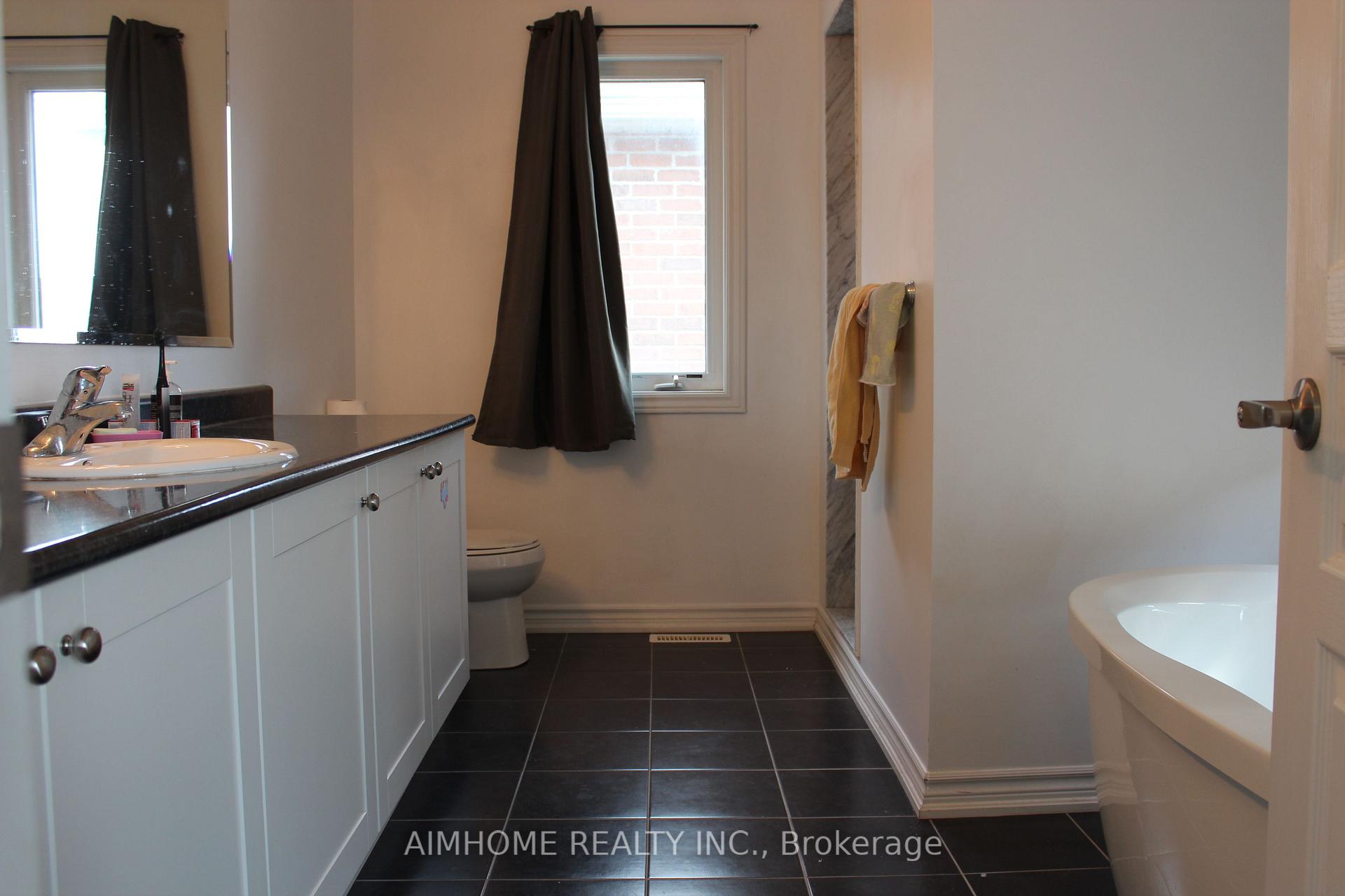 Photo 22 of 62 John Link Avenue, Georgina, Sutton & Jackson's Point — HOMEH
