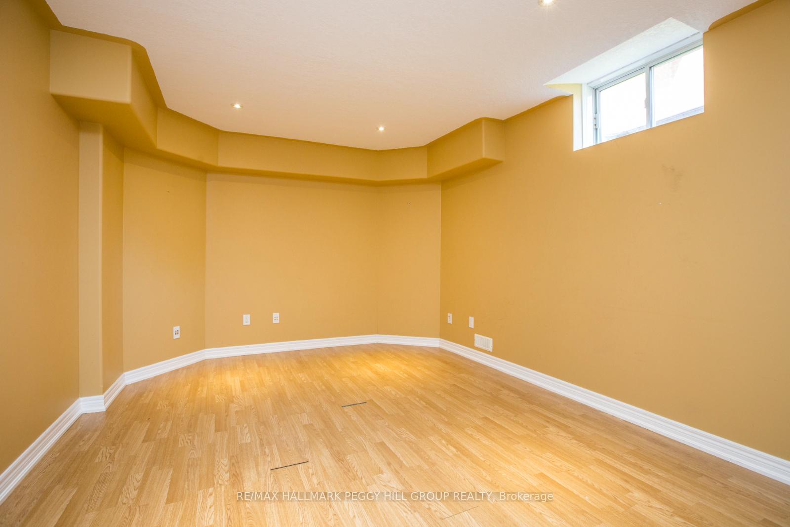 Photo 9 of 53 Marsellus Drive, Barrie, Holly — HOMEH