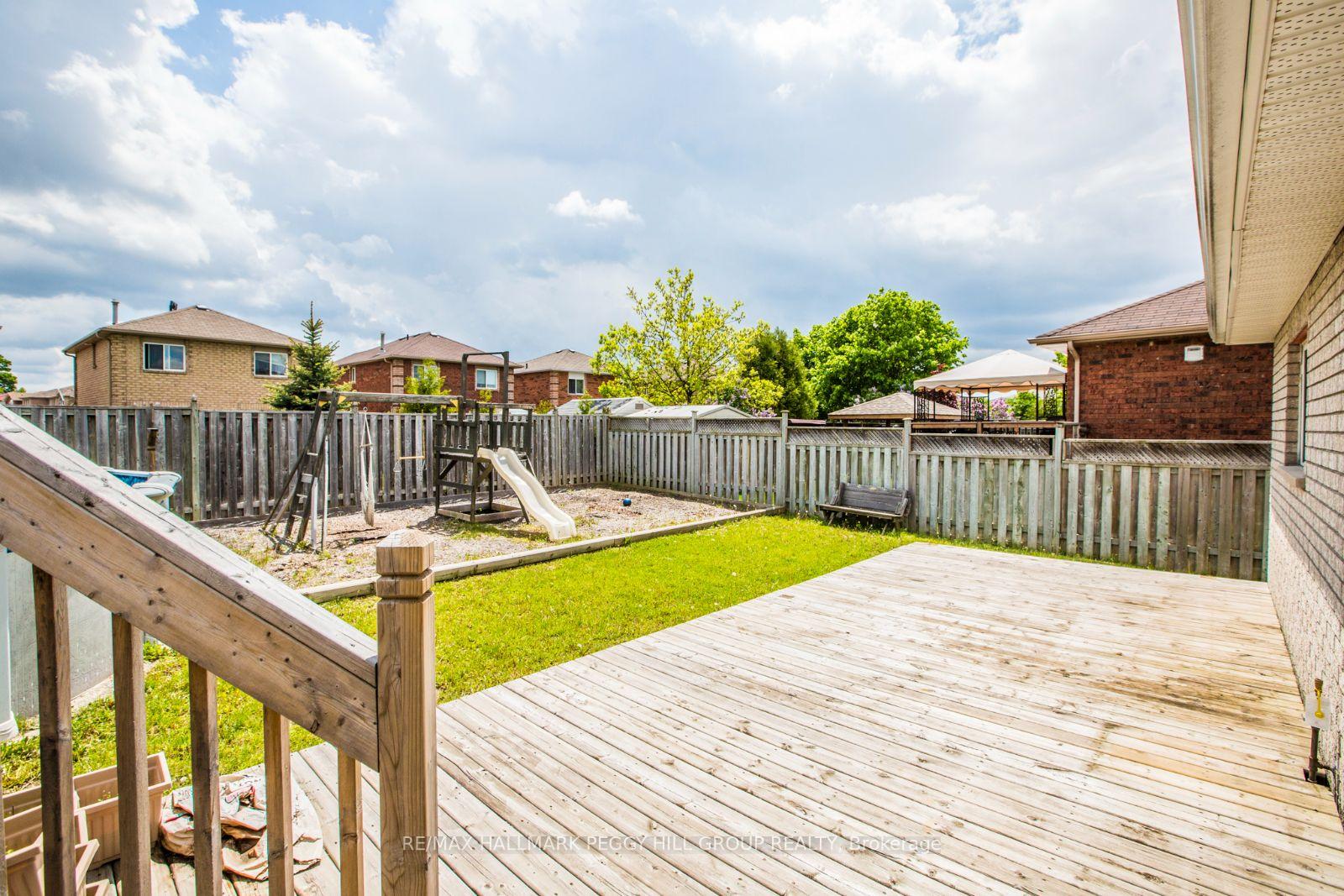 Photo 13 of 53 Marsellus Drive, Barrie, Holly — HOMEH